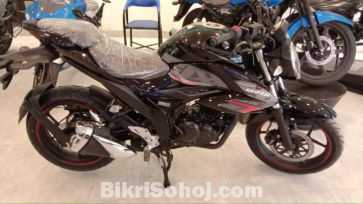 Suzuki Gixxer Motor naket